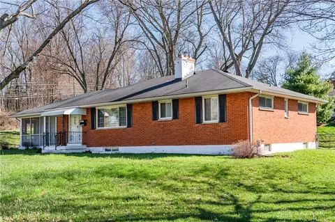 Exterior - 4024 Overland Trl, Kettering, OH 45429 photo 2 of 5