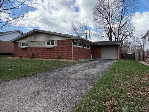 3209 Carrier Ave, Dayton, OH 45429