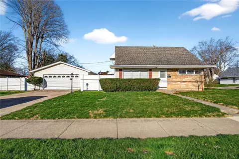 2051 S Smithville Rd, Kettering, OH 45420