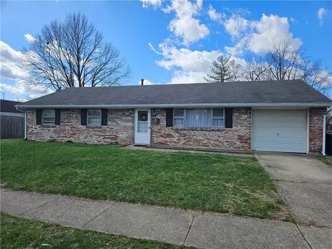 2369 Broadmoor Dr, Kettering, OH 45419
