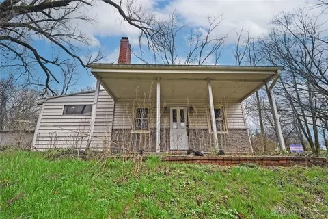 3964 Hubble Rd, Cincinnati, OH 45247