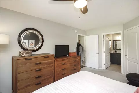 Bedroom - 1320 Shadowood Trl, Maineville, OH 45039 photo 2 of 4