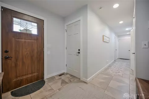 780 W Eva Cir, Springfield, OH 45504 photo 8