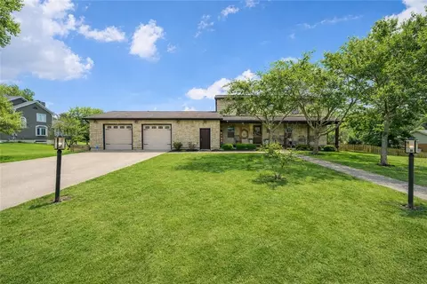 780 W Eva Cir, Springfield, OH 45504