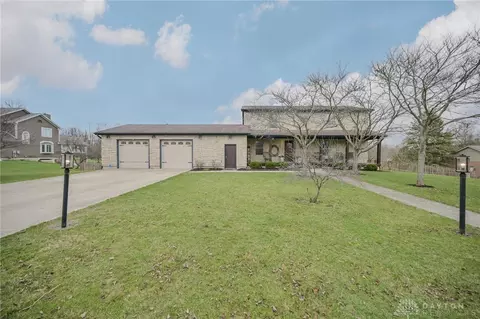 780 W Eva Cir, Springfield, OH 45504 photo 5