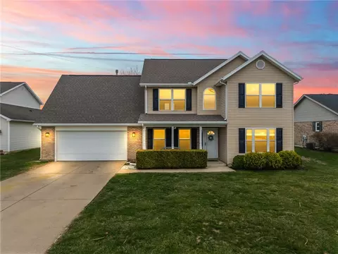1371 Edinburgh Dr, Troy, OH 45373