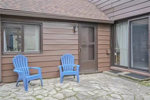 Exterior - 735 Tanglewood Dr, Springfield, OH 45504 photo 20 of 36