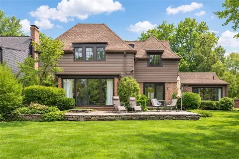 Exterior - 735 Tanglewood Dr, Springfield, OH 45504 photo 5 of 36