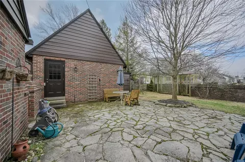 Exterior - 735 Tanglewood Dr, Springfield, OH 45504 photo 14 of 36
