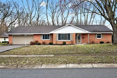 5713 Daphne Ln, Dayton, OH 45415