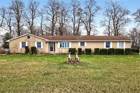 2090 N Sulphur Springs Rd, West Alexandria, OH 45381