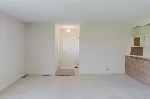 4390 Overland Trl, Kettering, OH 45429 photo 3