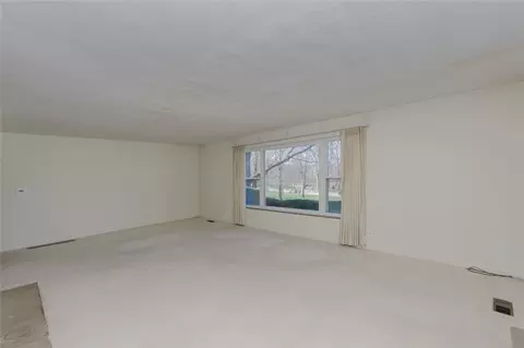 4390 Overland Trl, Kettering, OH 45429 photo 5