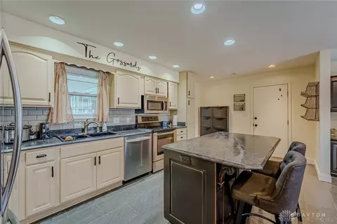 305 S Vandemark Rd, Sidney, OH 45365 photo 17