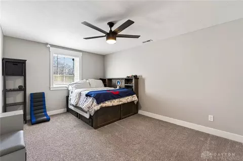 7425 Stoneham Cir, Springboro, OH 45066 photo 26