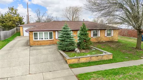 7237 Carmelita Dr, Huber Heights, OH 45424