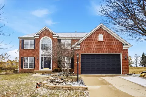 2518 Muirfield Dr, Beavercreek, OH 45431