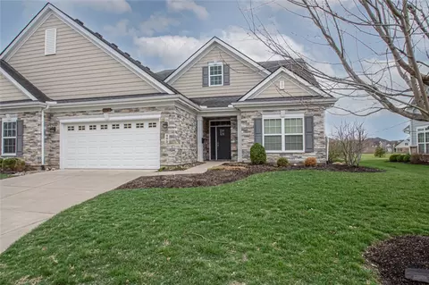 Exterior - 495 Legendary Way, Centerville, OH 45458 photo 8 of 9