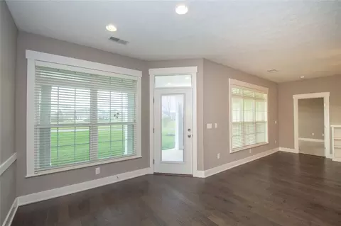 Living - 495 Legendary Way, Centerville, OH 45458 photo 6 of 6