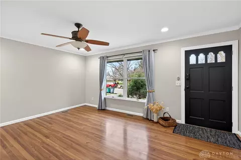 Entry Way - 450 Evergreen Dr, Springboro, OH 45066 photo 2 of 2