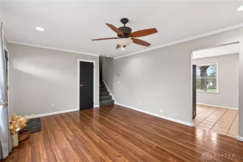 Living - 450 Evergreen Dr, Springboro, OH 45066 photo 5 of 6