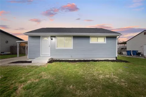 239 Travis Dr, Riverside, OH 45431