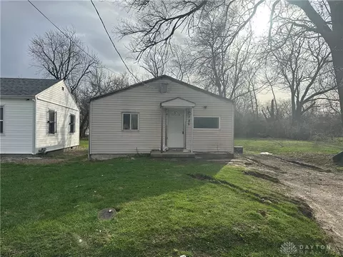 786 Goodlow Ave, Dayton, OH 45417