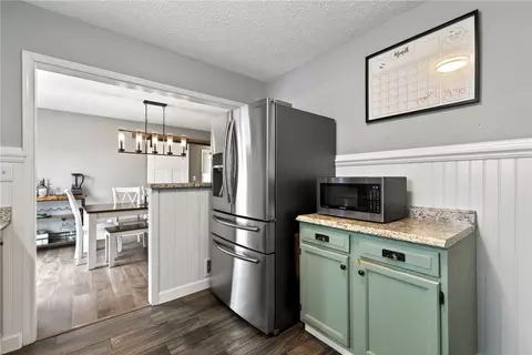 Kitchen - 3716 Wenzler Dr, Kettering, OH 45429 photo 4 of 5