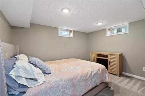 Bedroom - 3716 Wenzler Dr, Kettering, OH 45429 photo 5 of 6