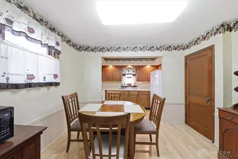 306 N Bechtle Ave, Springfield, OH 45504 photo 9