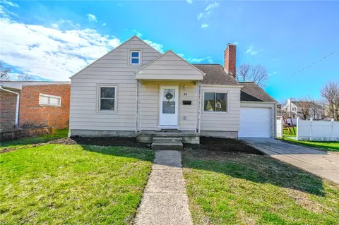 34 Greene St, Fairborn, OH 45324