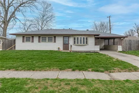 5943 Sharp Rd, Dayton, OH 45432