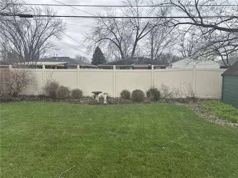 Exterior - 1912 Echo Wood Ct, Kettering, OH 45429 photo 2 of 3