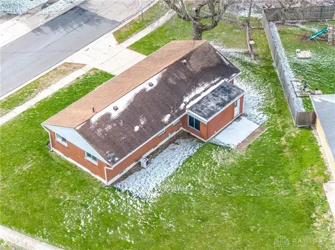 View/Area - 3801 Valleywood Dr, Kettering, OH 45429 photo 4 of 9