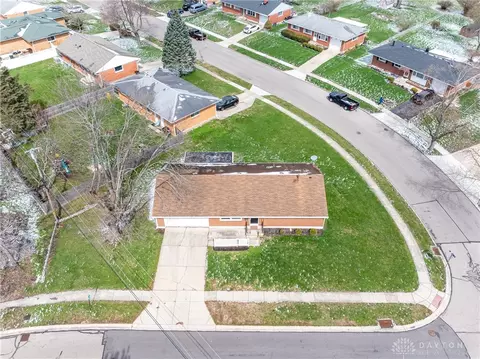 View/Area - 3801 Valleywood Dr, Kettering, OH 45429 photo 1 of 9