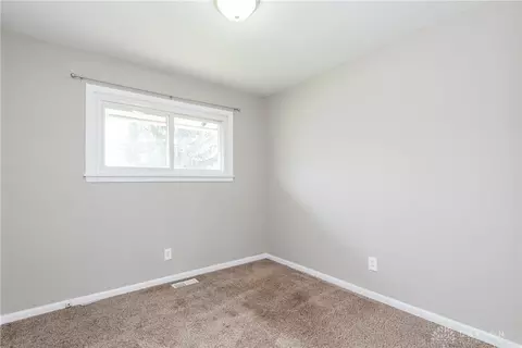 Bedroom - 3801 Valleywood Dr, Kettering, OH 45429 photo 7 of 8
