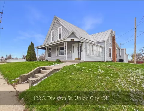122 S Division St, Union City, OH 45390