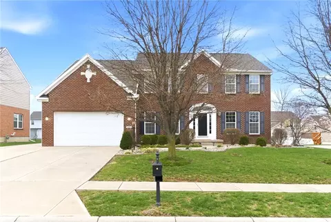 317 Beck Dr, Washington Township, OH 45458