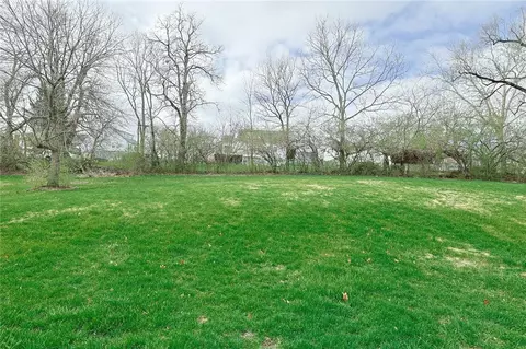 Exterior - 513 Austin Smith Dr, Monroe, OH 45050 photo 7 of 9