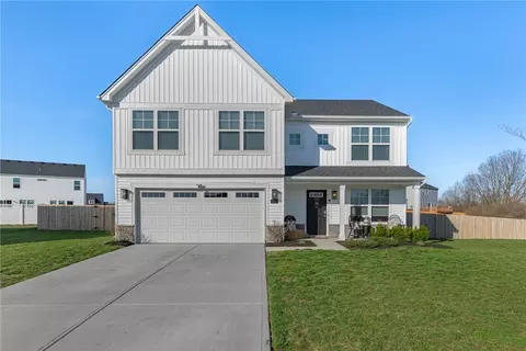 1512 Knightsbridge Ct, Carlisle, OH 45005
