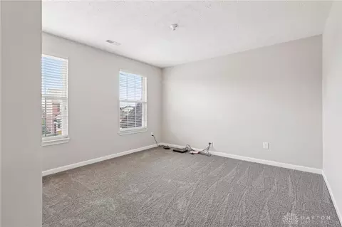 Bedroom - 9452 Oak Brook Dr, Centerville, OH 45458 photo 7 of 12