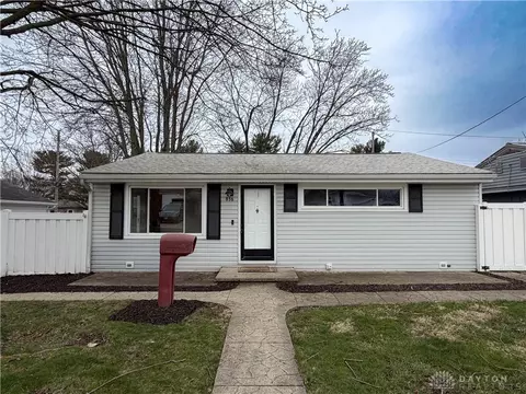 856 Eichelberger Dr, Urbana, OH 43078