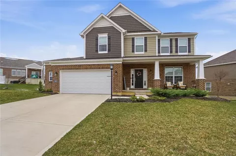 685 Dewmar Dr, Beavercreek Twp, OH 45434