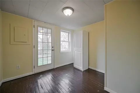Bedroom - 2629 Berger Ave, Springfield, OH 45503 photo 2 of 3
