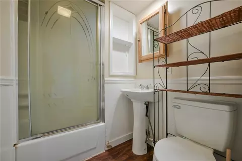 Bath - 2629 Berger Ave, Springfield, OH 45503 photo 1 of 1