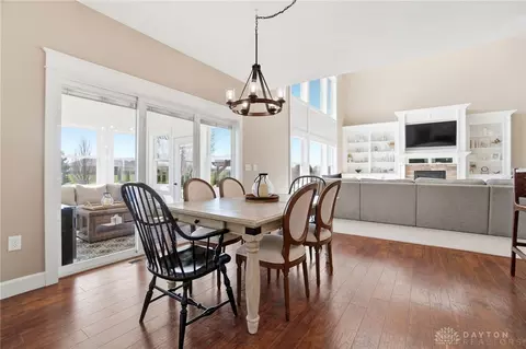 Dining - 1250 Macintosh Ct, Troy, OH 45373 photo 3 of 5