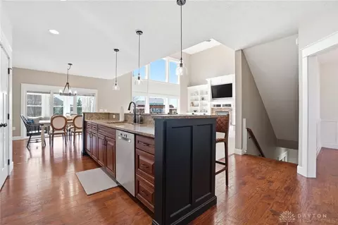 Kitchen - 1250 Macintosh Ct, Troy, OH 45373 photo 7 of 9