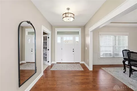 Entry Way - 1250 Macintosh Ct, Troy, OH 45373 photo 1 of 5