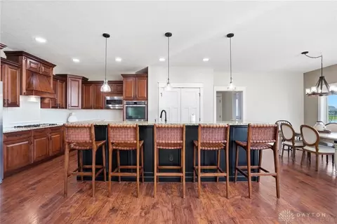 Kitchen - 1250 Macintosh Ct, Troy, OH 45373 photo 2 of 9