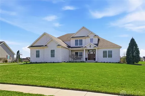 Exterior - 1250 Macintosh Ct, Troy, OH 45373 photo 4 of 21